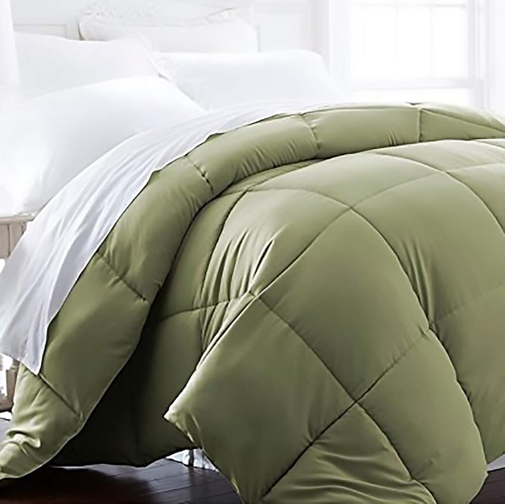 1600 Series Down Alternative Comforter — Olive Green